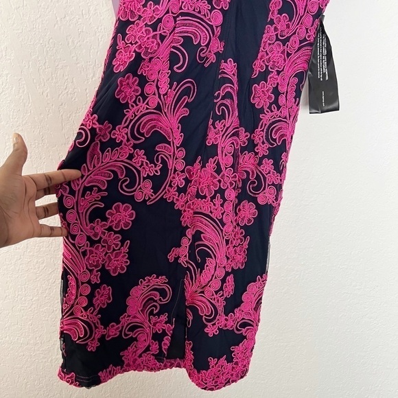JS COLLECTION EMBROIDERED SHIFT DRESS - Picture 7 of 10
